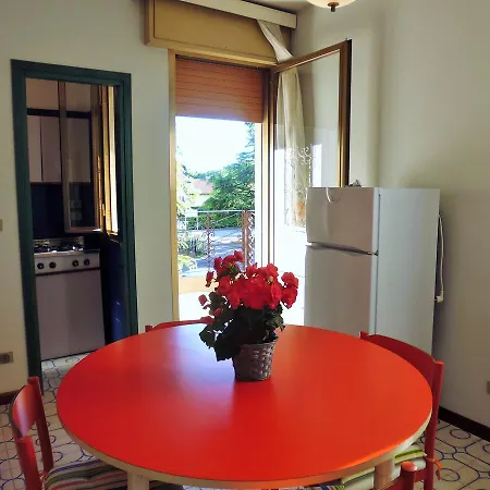 Apartament 5 Pini